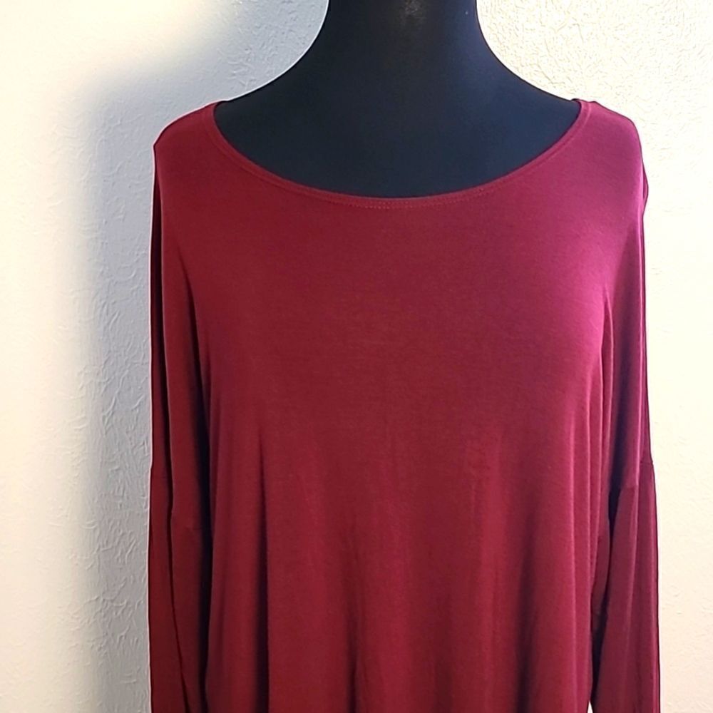 Azules Longsleeve Maroon Tunic, Size XL - Picture 2 of 9